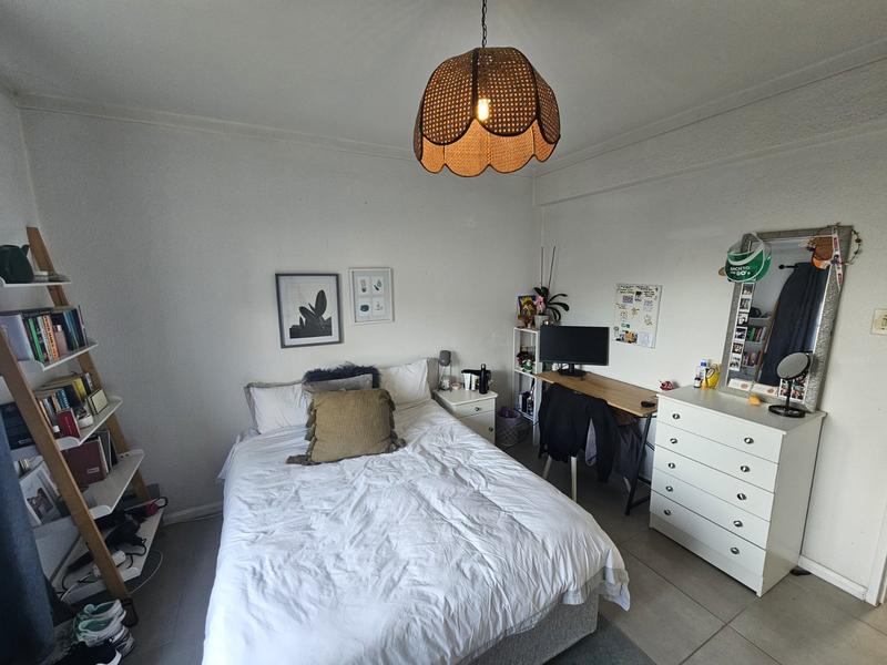 2 Bedroom Property for Sale in Sea Point Western Cape